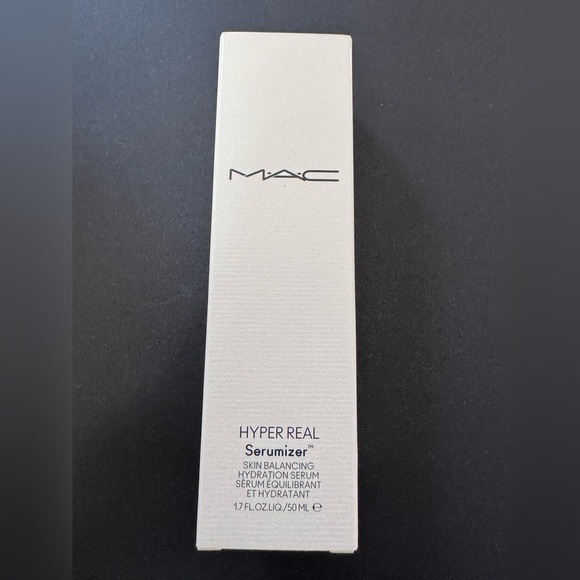 MAC Hyper Real Serumizer Skin Balancing Hydration Serum - Picture 6 of 10
